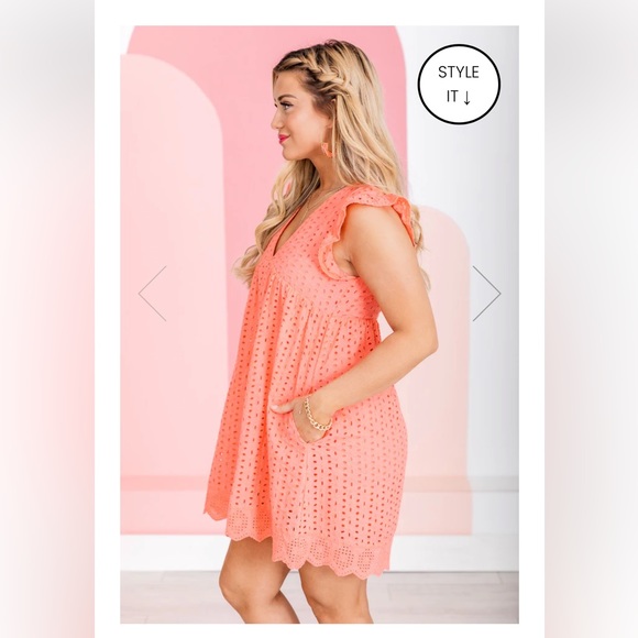 Peach Romper. Brand new Never Worn. NWOT - Picture 3 of 12